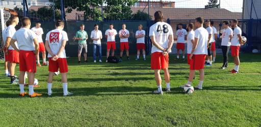 Camp for Professional Players out of contract